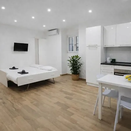 Maison Trenca - Fully Equiped بيت للعطل *